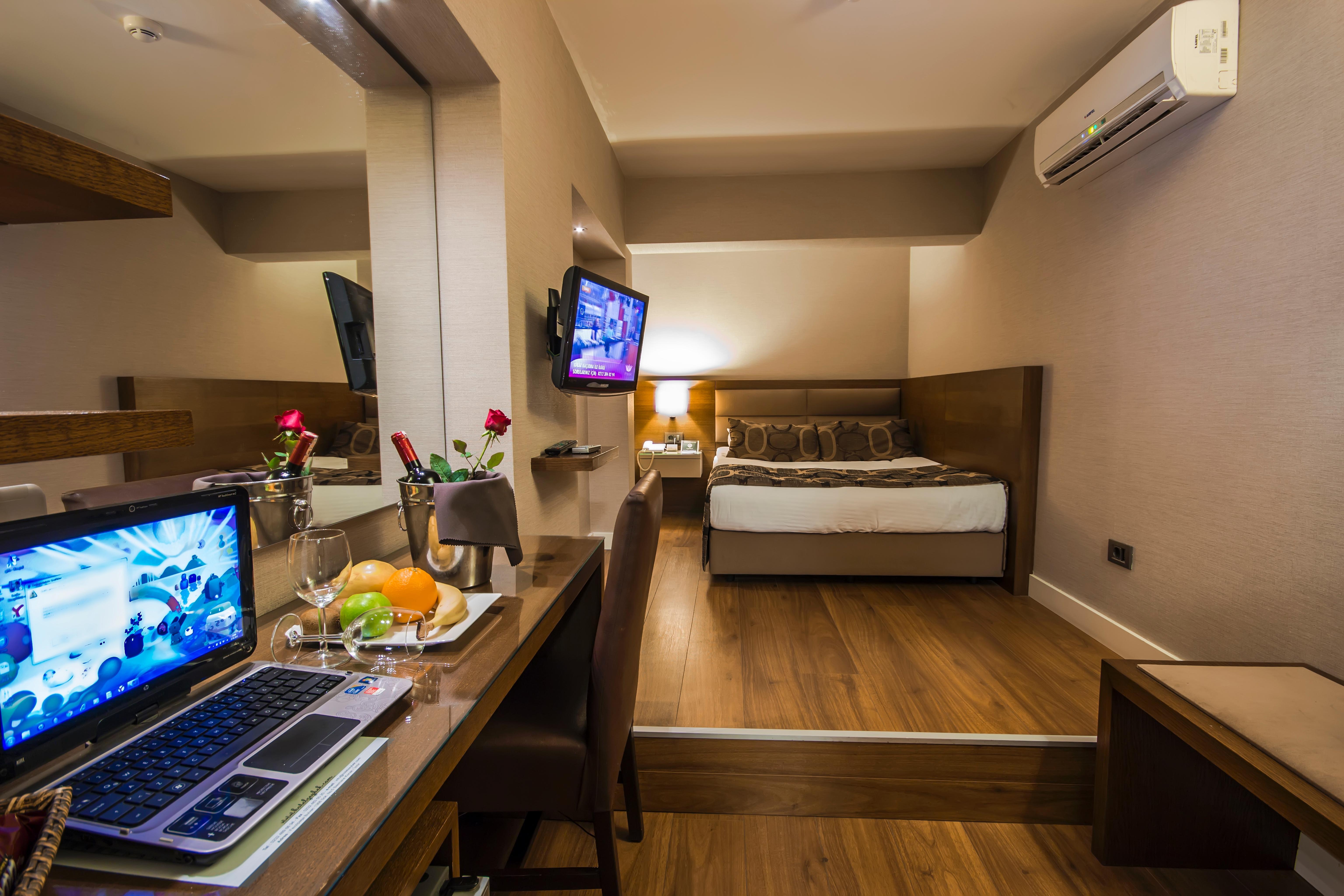The New Hotel Zeybek İzmir Exteriér fotografie